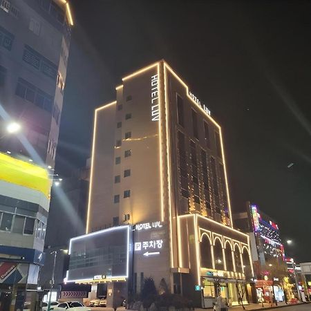 Business Design Hotel Luv Incheon Buitenkant foto