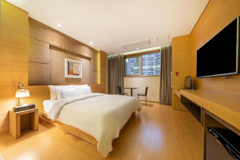 Business Design Hotel Luv Incheon Buitenkant foto